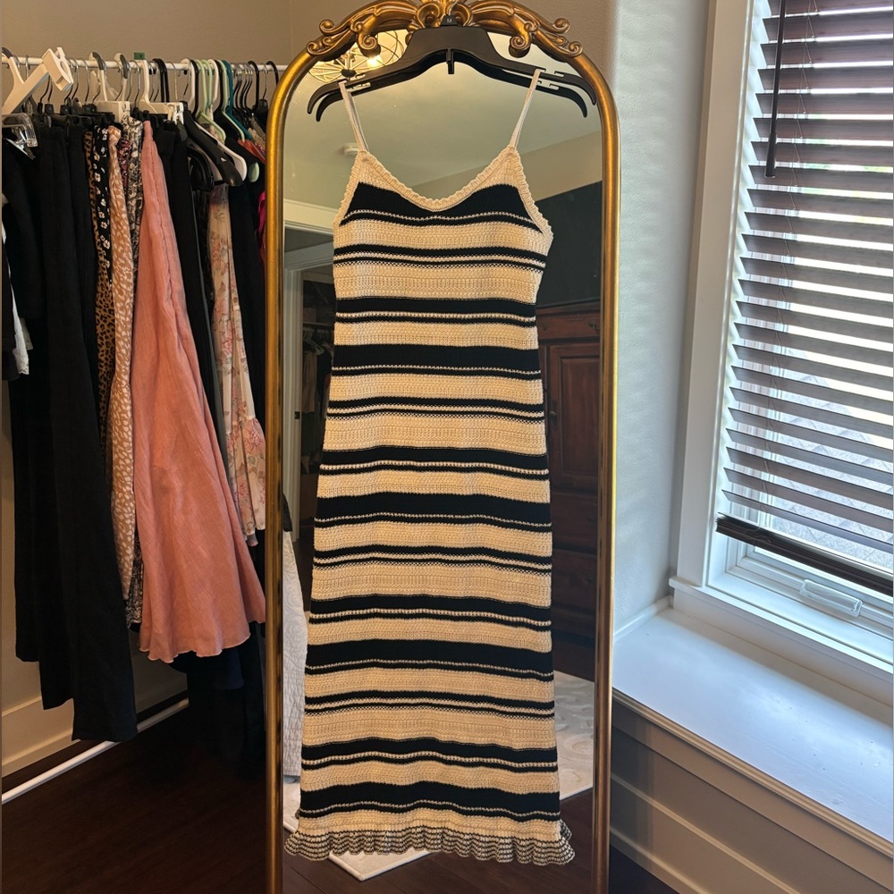 Black and Tan Sleeveless Spaghetti Strap Sheath Maxi Dress